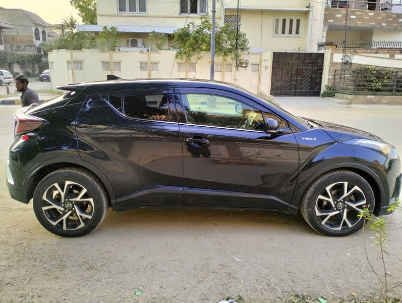 Toyota C-HR 2017 7