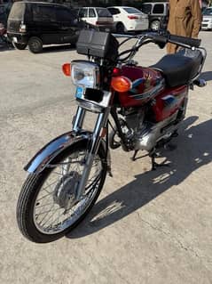 aoa i am selling my new honda cg 125 just like a new honda