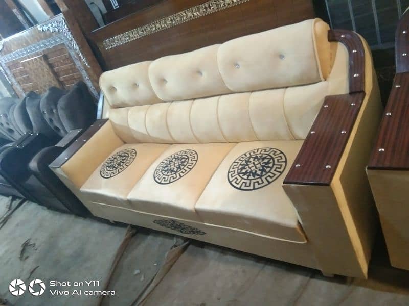 sofa brand 2