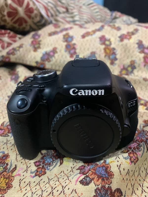 canon 600d with 18_55mm Lens 0