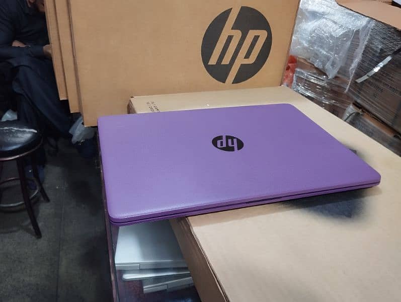 Hp 14s AMD 3020 8gb 256gb 2gb Graphics 0