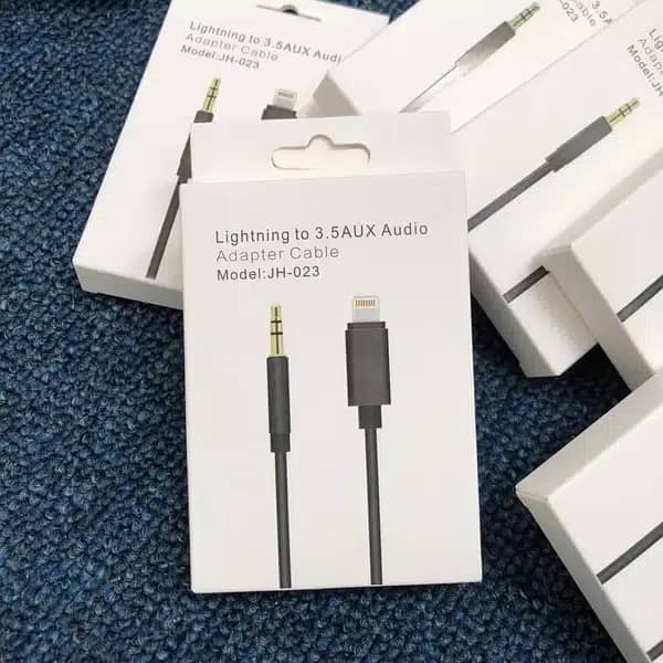 phone Lightning to AUX 3.5 mm Headphone Jack Adapter 1