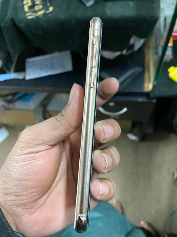 iphone xs (256)gb rose gold non pta 3