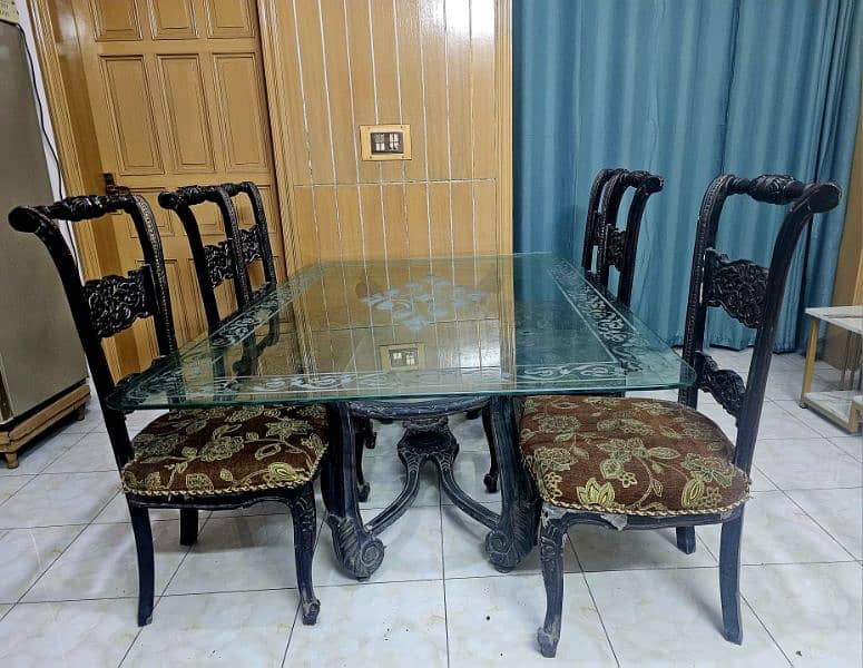 Dining table chinioti-6 chairs, solid wood, less used, all genuine 1