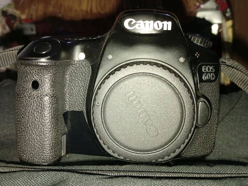 60d Canon body 4