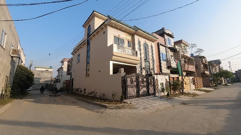 Buy A Centrally Located 5 Marla House In Bismillah Housing Scheme - Block B 0