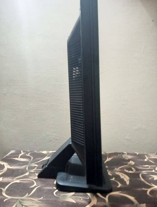 HP Led Monitor 19.5 inch 1