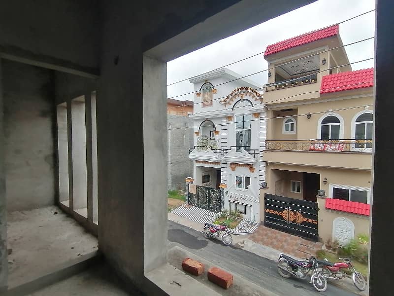 Grey Structure 800 Square Feet House Available In Bismillah Housing Scheme - Block C For Sale 18