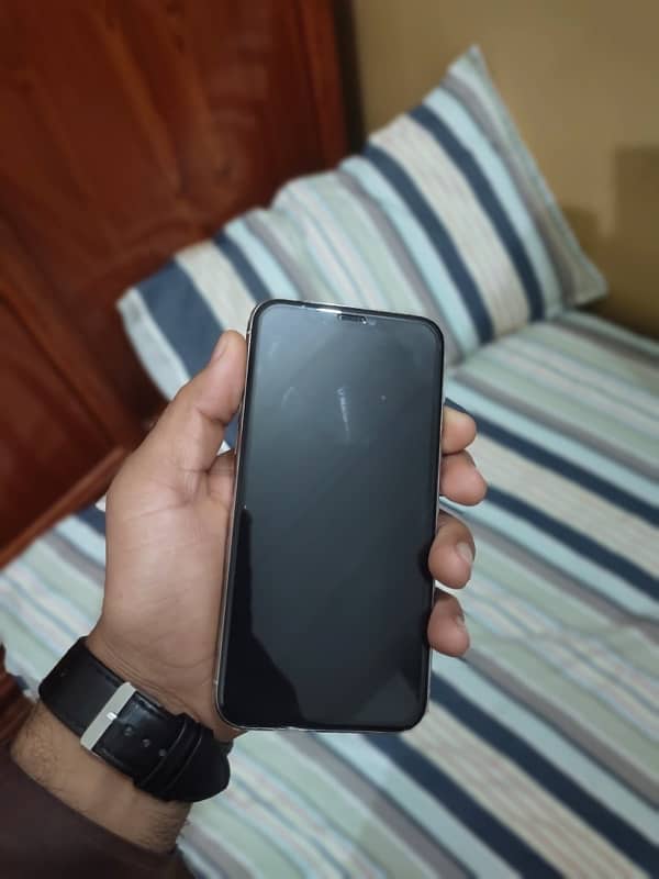 iPhone 11 Pro Dual PTA APPROVED 4