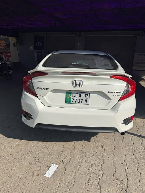 Honda Civic Oriel 2017 4