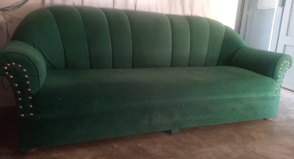 5 seater sofa set at new condition 5