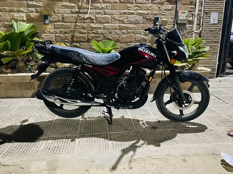 Suzuki GR150 2