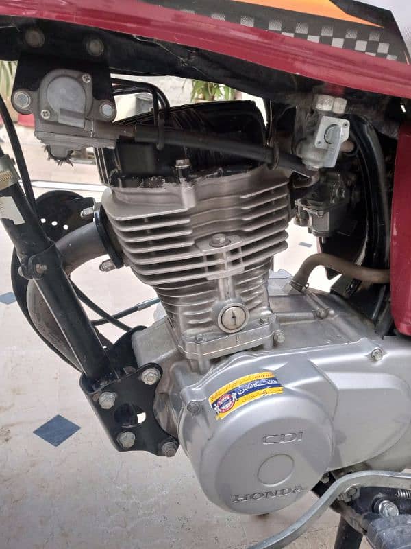 Honda CG 125 6