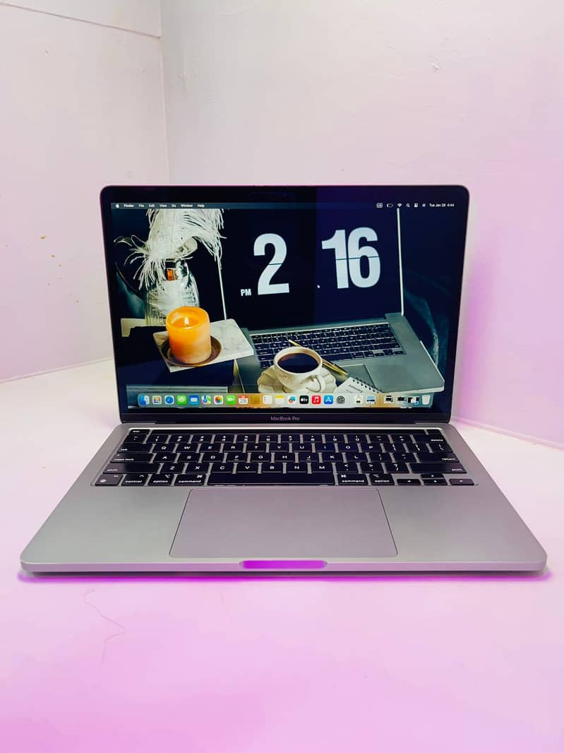 APPLE MACBOOK PRO M1 5