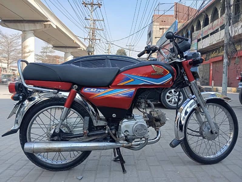 Honda CD70 0