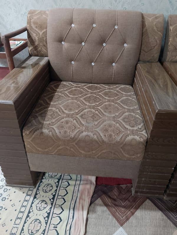 just sofa sat not included table 1