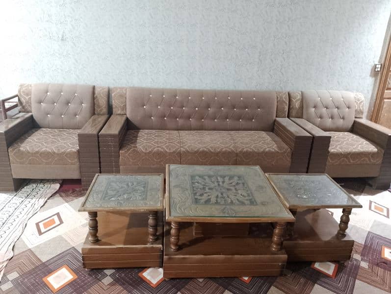 just sofa sat not included table 2