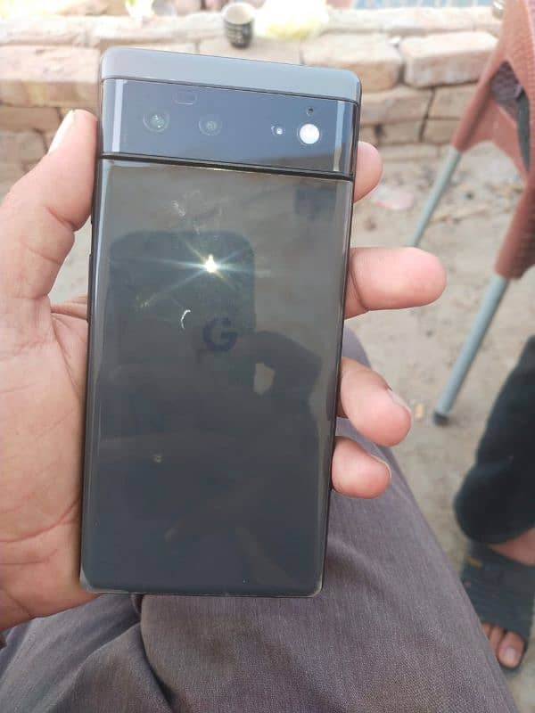 google pixel 6 10/10 condition 2