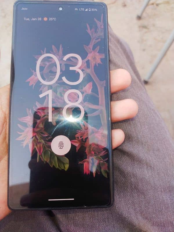 google pixel 6 10/10 condition 3