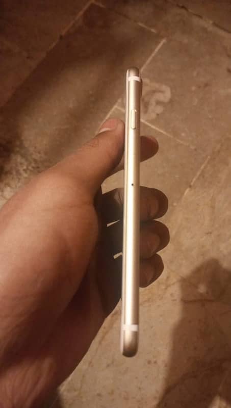 i phone 7 32gb approved 10/10 condition health 100 fnf 16k 4