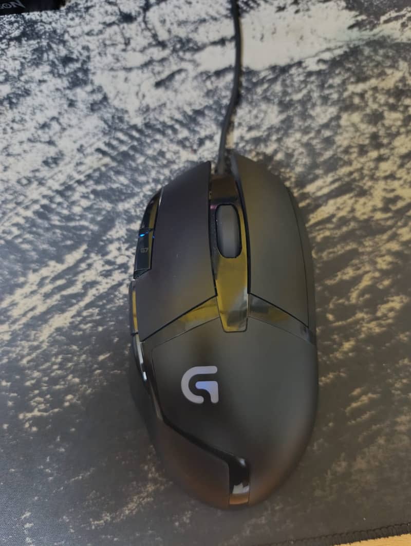 Logitech G402 Hyperion Fury 7