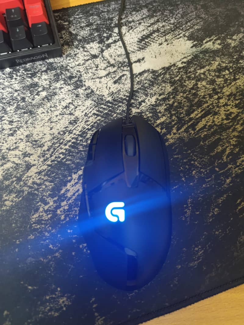 Logitech G402 Hyperion Fury 15