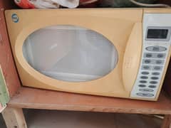 Pel Microwave oven