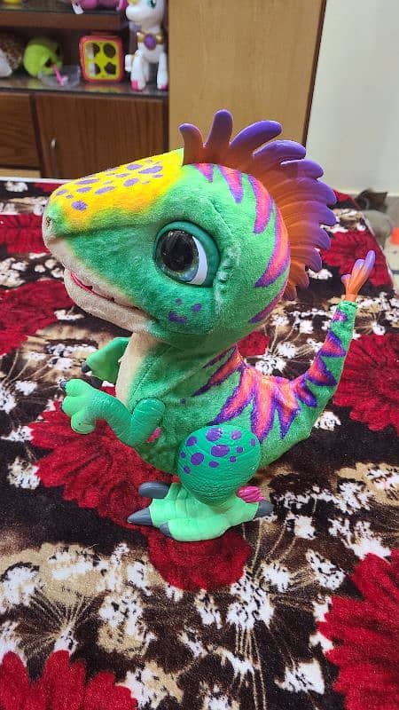 FurReal - Munchin’ Rex Baby Dino Pet 0