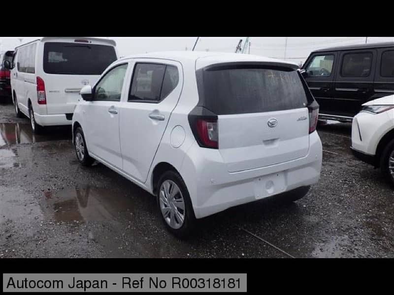 Daihatsu Mira 2021/2025 2