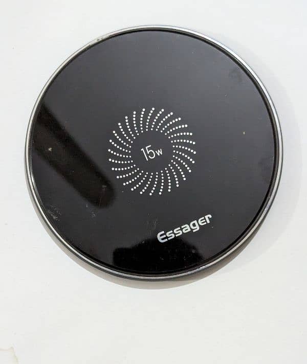 15 watt wireless charger 0