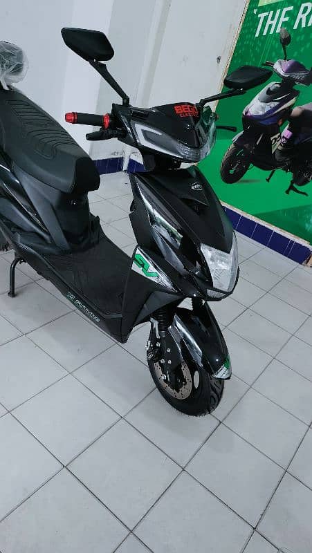 YJ Future Azaadi Scooty 1