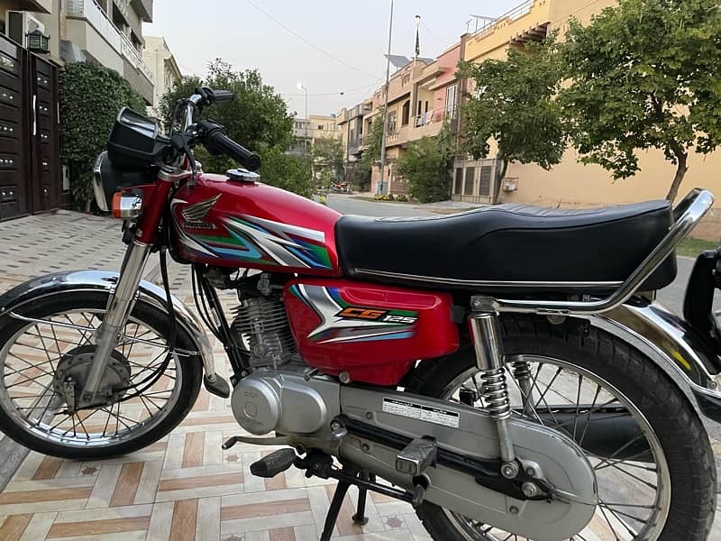 HONDA CG 125 | 2023 Model | Original Condition 4