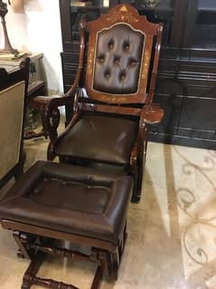 Rocking chair with Table