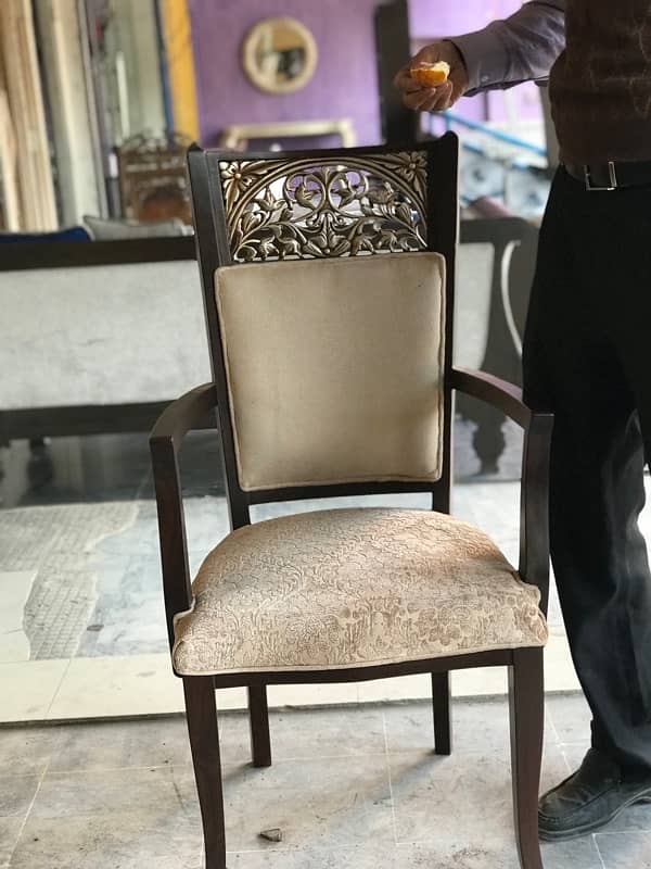 Rocking chair with Table 9