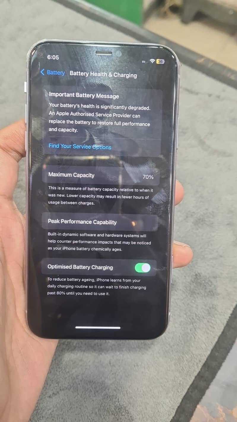 Iphone 11 128gb 70% bh  factory unlock 3