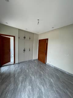 1 Bedroom Apartment Available For Rent