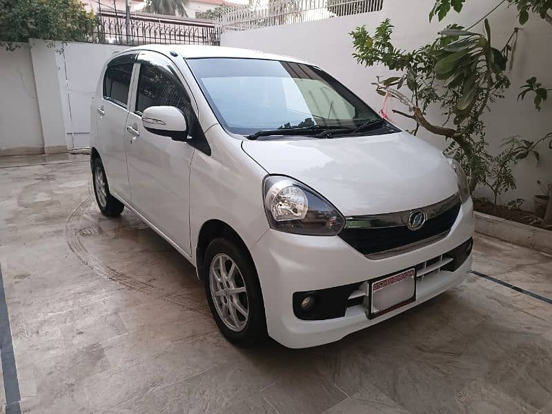 Daihatsu Mira 2016 3