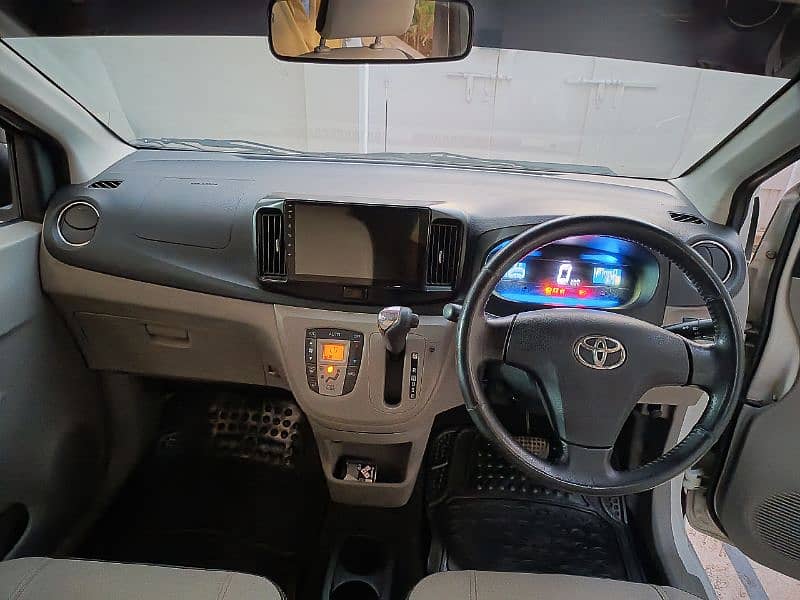 Daihatsu Mira 2016 8