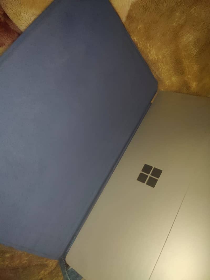 Microsoft pro book 4 8.256 3