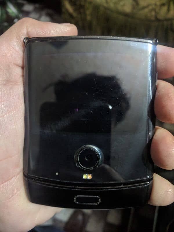 Moto RazR Flip 2020 esim pta 6 128 2