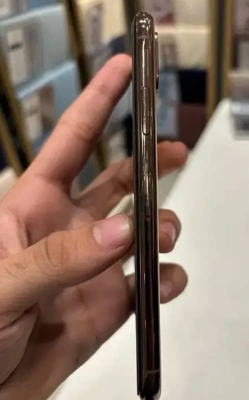 iPhone XS 1