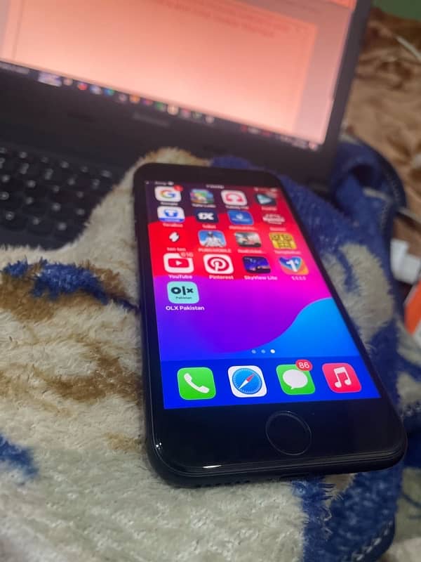 iphone se 2020 non pta with sim time available 1