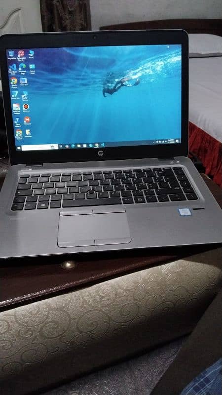 HP Laptop Elite book 840 G4 core i7 7th generation 2