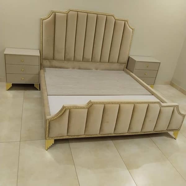 bed / bed set/ luxury  bed / king bed available 1