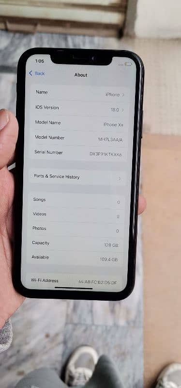 i phone xr 128gb non pta factory unlock face I'd OK ture tone 6