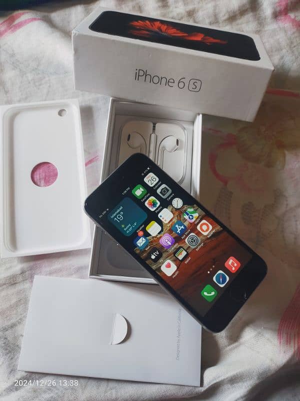 iphone 6s 128 GB with complete box pta approved 0