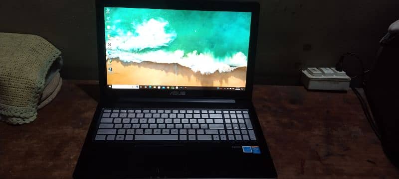 ASUS laptop 4