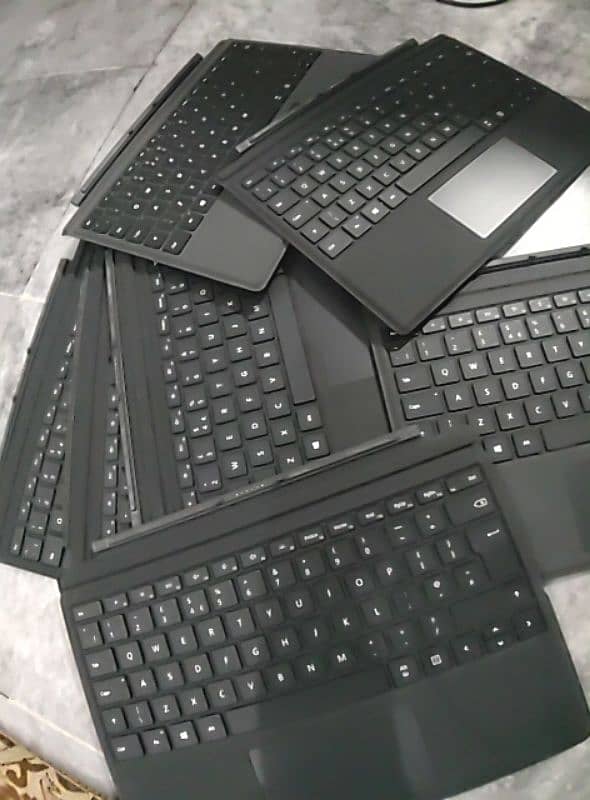 Microsoft surface pro keyboard 0