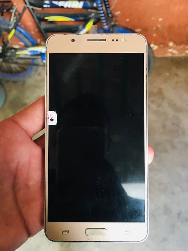 Samsung j5 2/16 All ok 10/10 condition 2