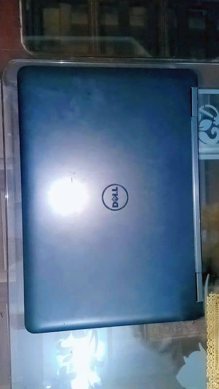 Dell Latitude E 5440 1